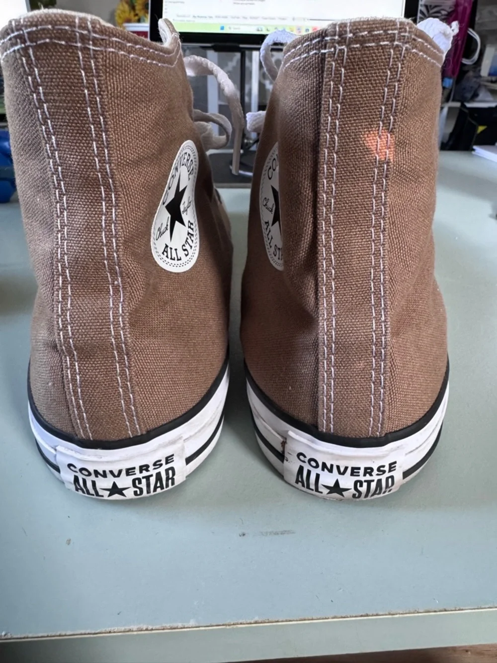 Converse High-Top Sneakers Sand Dune - Unisex M 8.5, W 10.5 - Picture 4 of 4
